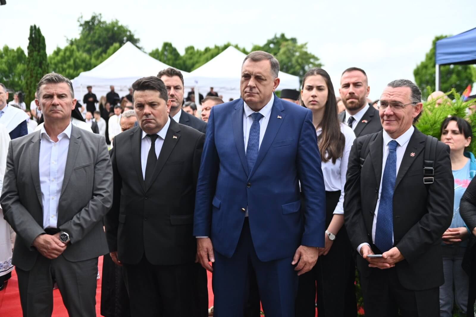 Präsident Dodik bei der Einweihung der Gedenkkapelle in Mauthausen